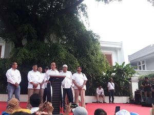 Kontroversi Sofyan Jacob: Gugat Megawati hingga Ancam Sekuriti Pakai Senpi