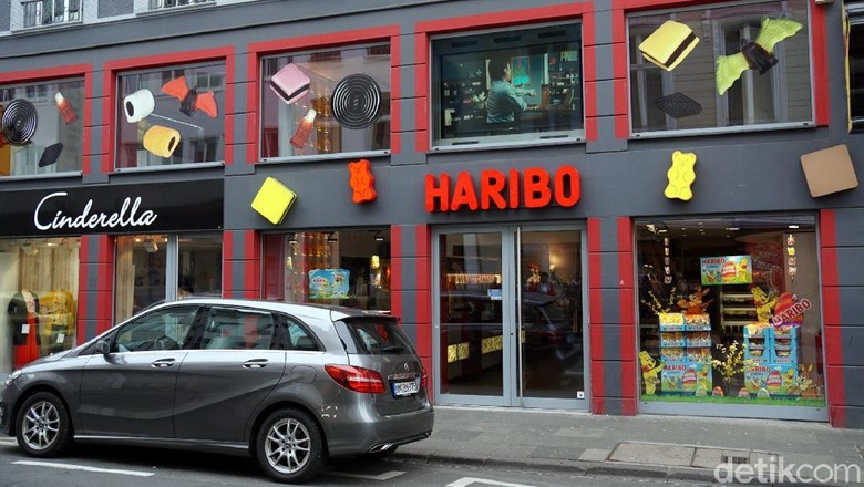 Toko permen Haribo di Kota Bonn, Jerman (Wahyu Setyo/detikcom) Toko permen Haribo di Kota Bonn, Jerman (Wahyu Setyo/detikcom)