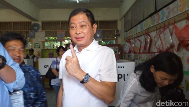 Nyoblos Pakai Baju Putih, Jonan: Saya Dukung Jokowi