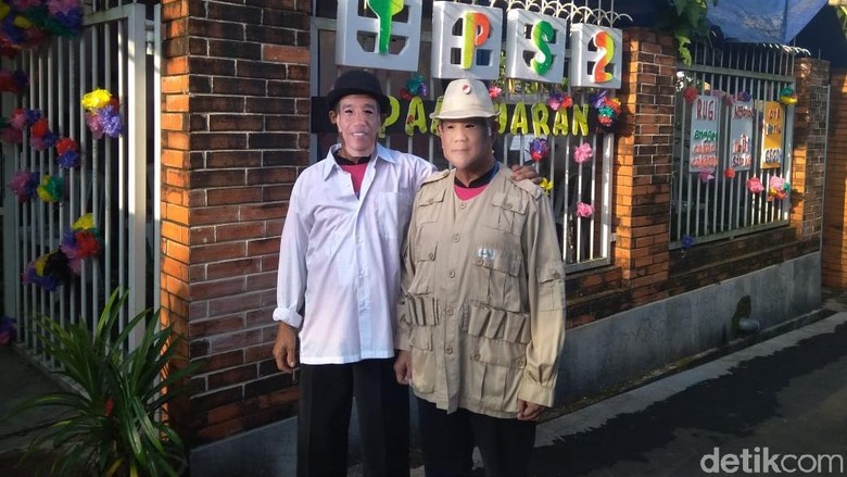 Bikin Kaget, Ada Jokowi dan Prabowo Akrab Banget di TPS Banyumas Bikin Kaget, Ada Jokowi dan Prabowo Akrab Banget di TPS Banyumas
