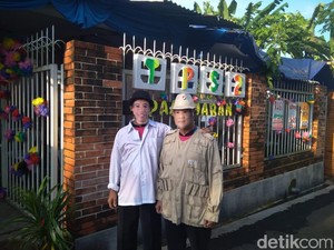 Bikin Kaget, Ada Jokowi dan Prabowo Akrab Banget di TPS Banyumas
