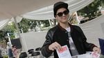 Nyoblos Prabowo, Al Ghazali Kenakan Kaus Ahmad Dhani My Hero Lagi