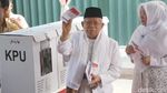 Momen Maruf Amin Saat Nyoblos di TPS 051