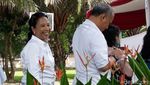 Menteri Rini Semringah Banget Saat Nyoblos