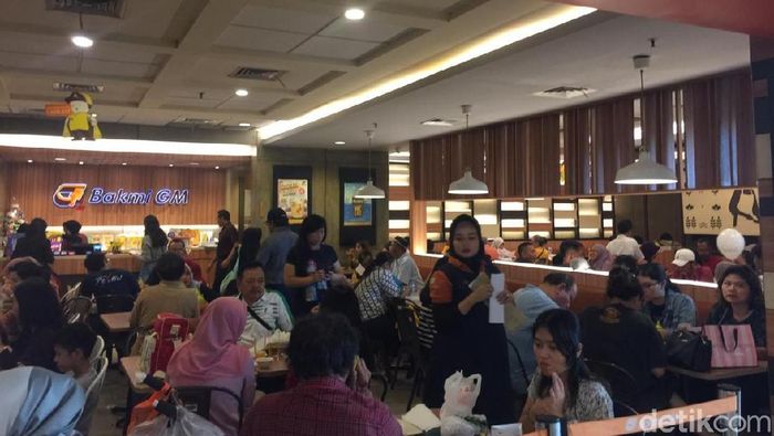 Foto: Suasana Mal Kota Kasablanka, (Vadhia Lidyana/detikFinance) Foto: Suasana Mal Kota Kasablanka, (Vadhia Lidyana/detikFinance)