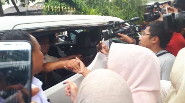 Usai mencoblos di Bojong Koneng, Bogor, Jabar, capres Prabowo Subianto mendatangi kediamannya di Jl Kertanegara, Kebayoran Baru, Jaksel.