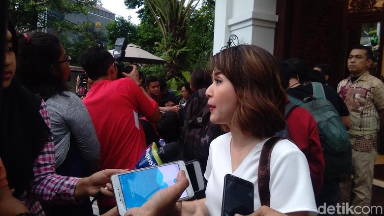Grace Natalie: Quick Count Pilpres Sulit Meleset Jauh Grace Natalie: Quick Count Pilpres Sulit Meleset Jauh