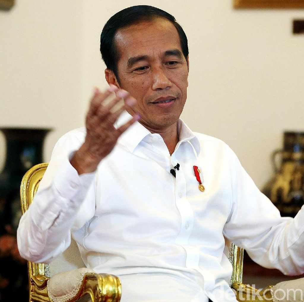 Gerindra: Tak Hanya PAN-PD, Jokowi Juga Tawarkan Kursi Menteri ke Kami