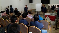 Rangkaian pemilu di Yordania mulai dari proses pemungutan suara dan penghitungan suara  pada tanggal 17 April 2019 telah selesai dilaksanakan. Puluhan warga masyarakat, mahasiswa dan staf Kbri Amman hadir pada proses penghitungan suara yang diselenggarakan di Griya Singgah KBRI Amman. Dok. KBRI Yordania.