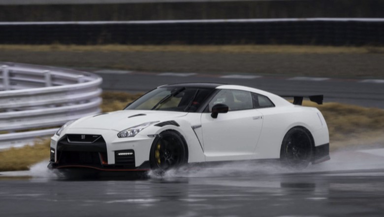 Ilustrasi Nissan GT-R Foto: Pool : Thedrive Ilustrasi Nissan GT-R Foto: Pool : Thedrive