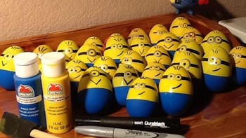 Gerombolan Minions lucu juga kalau dibuat dari telur. Foto: via Brainberries