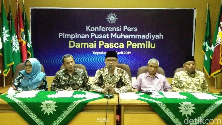 Soal Seruan People Power, PP Muhammadiyah: Hormati Pilihan Rakyat! Soal Seruan People Power, PP Muhammadiyah: Hormati Pilihan Rakyat!