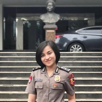 Semoga follower yang mengikuti saya di Instagram itu karena suka dengan saya dan bukan karena tidak suka. Atau banyak masyarakat menyukai profesi polwan, saya berterima kasih karena sudah follow dan bisa berbagai cerita mengenai kegiatan sehari-hari,  ungkapnya ketika dihubungi Wolipop, Kamis, (18/4/2019). Foto: Instagram @kikiwidyaas
