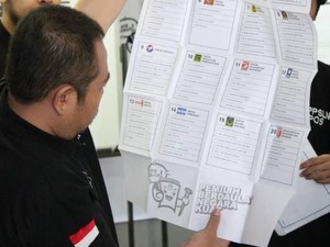 Suka Duka Menjadi Ketua KPPS Pemilu Tersulit di Dunia