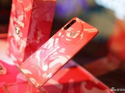 Penampakan Honor 20i, Ponsel Berkamera Selfie 32 MP