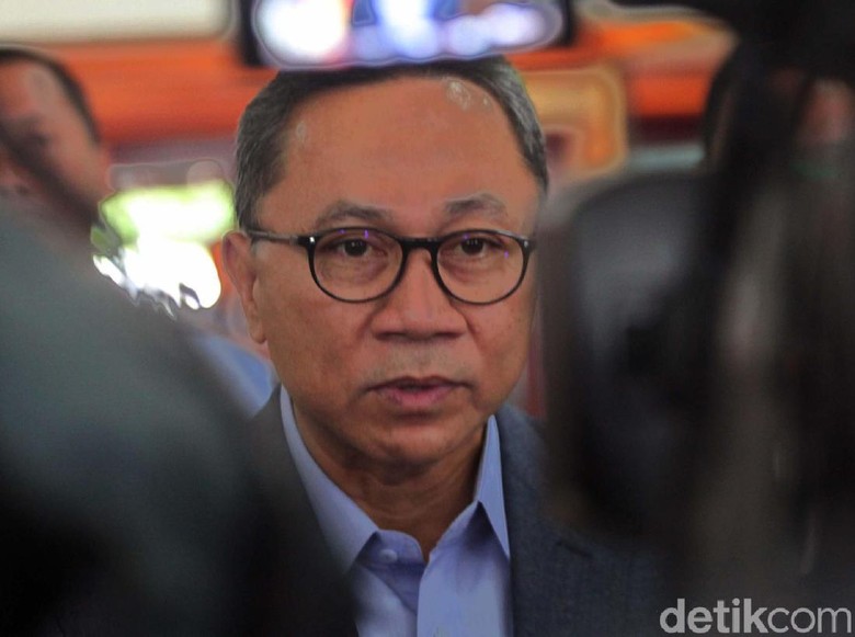 Jokowi-Zulkifli Berbincang di Istana, Bara Hasibuan Bicara soal Reposisi Jokowi-Zulkifli Berbincang di Istana, Bara Hasibuan Bicara soal Reposisi