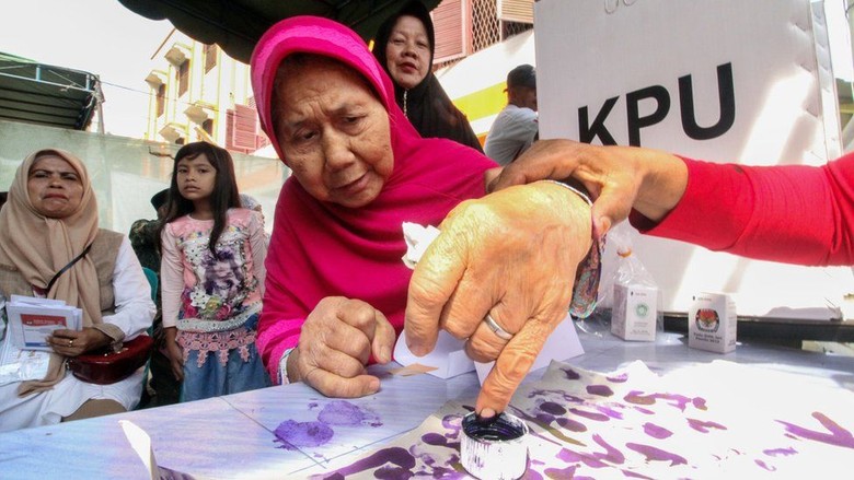 Media Internasional Sebut RI Gelar Pilpres Langsung Terbesar di Dunia Media Internasional Sebut RI Gelar Pilpres Langsung Terbesar di Dunia