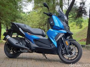 Sensasi Skutik Jerman Seharga Mobil MPV
