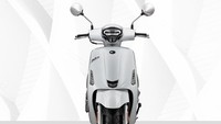 Kymco Like 150i ditawarkan dengan lima pilihan warna Pearly White, Mat Silver Crystal, Bright Red, Deep Blue, dan Plain Grey. Foto: Pool (Kymco)