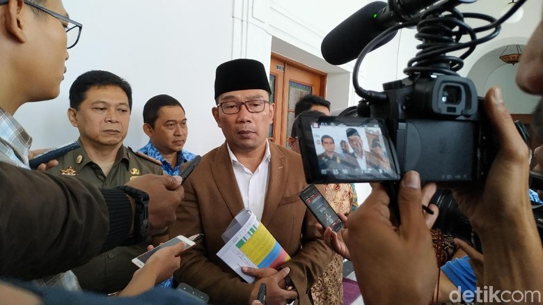 Jokowi Kalah di Jabar, Ridwan Kamil: Kami Sudah Bekerja Keras Jokowi Kalah di Jabar, Ridwan Kamil: Kami Sudah Bekerja Keras