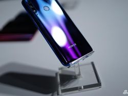 Penampakan Honor 20i, Ponsel Berkamera Selfie 32 MP