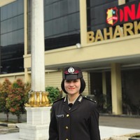 Sudah setahun menjadi polisi, Kiki ditugaskan di Bamin Bagsituspol Rotekinfo Divisi Teknologi Informasi dan Komunikasi Mabes Polri. Foto: Instagram @kikiwidyaas