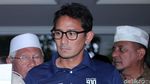 Potret Ekspresi Sandiaga Saat Dampingi Prabowo Deklarasi