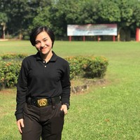 Sejak masih sekolah kepolisian dua tahun lalu, Kiki mulai banyak followers. Polwan cantik itu pun sempat bingung mengapa banyak orang mengikutinya di Instagram. Meski senang bisa berbagi keseharian sebagai polwan dengan banyak orang, Kiki sempat merasa tidak nyaman dengan popularitasnya. Foto: Instagram @kikiwidyaas