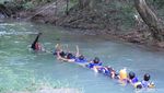 Foto: Asyiknya Body Rafting Menaklukkan Sungai Citumang