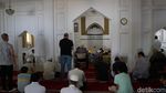 Foto Masjid Perth dan Makanan Halal