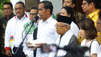 Jokowi tidak menjelaskan secara rinci siapa utusan yang bertemu dengan Prabowo. Yang jelas, ia berharap pertemuan tersebut terlaksana untuk menunjukkan Pemilu yang damai.