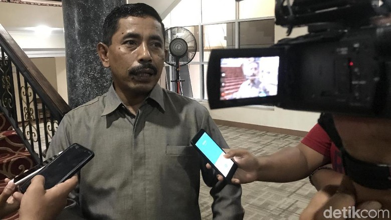 Bawaslu Sumbar Rekomendasikan Pemungutan Suara Ulang di 5 Kabupaten/Kota Bawaslu Sumbar Rekomendasikan Pemungutan Suara Ulang di 5 Kabupaten/Kota