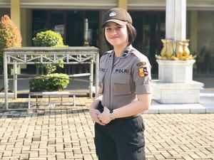 Ini Polwan Cantik Bripda Kiki yang Viral karena Senyumnya Bikin Pemilu Sejuk