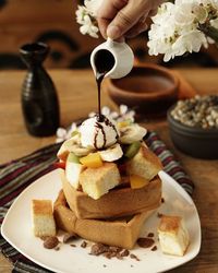Nyamm! Ngemil Honey Toast Enak di 5 Tempat Ini