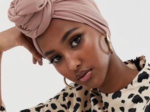 Untuk Pertama Kalinya, E-Commerce ASOS Rilis Koleksi Busana Muslim