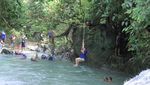 Foto: Asyiknya Body Rafting Menaklukkan Sungai Citumang