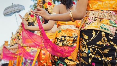 tari bali