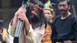 Melihat Prosesi Jalan Salib di Gereja St Fransiskus Asisi Tebet