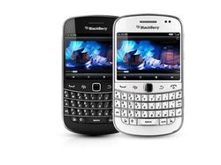 Deretan Ponsel BB Jadul Terpopuler, Kamu Pakai yang Mana?