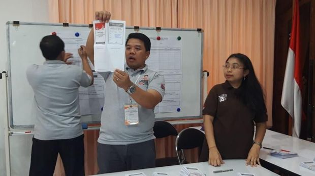 Penghitungan suara di Kamboja
