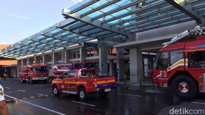 Pasca-Kebakaran Bandara Ngurah Rai Beroperasi 24 Jam Pasca-Kebakaran Bandara Ngurah Rai Beroperasi 24 Jam