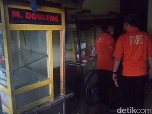 4 Pedagang Bakso Luka Bakar Akibat Gas Melon Bocor