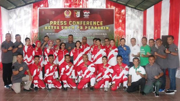 Ada 12 atlet dan 5 official yang berangkat ke China