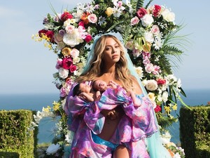 Wanita Ini Viral Jadi Meme Kocak Gara-gara Wajah Kagetnya Saat Lihat Beyonce