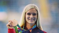Terus berprestasi dan keliling dunia, Emma Coburn! (Instagram/emmacoburn)