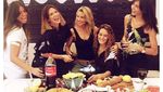 Wanita yang Dinikahi Chris Hemsworth di Pulau Sumba, NTT Ini Doyan Pastry