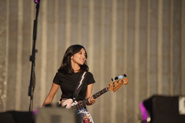 Foto: Bassist Manis Asal Bandung Ini Sering Disebut Netizen Istri Online-ku