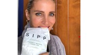 Elsa Pataky merupakan seorang model, aktris sekaligus produser film asal Spanyol. Ia resmi dipersunting Chris Hemsworth pada tahun 2010. Foto: Instagram elsapatakyconfidential
