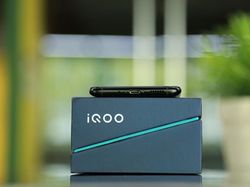 Penampakan Monster  Vivo IQOO Samurai Black