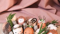 Duh gemasnya melihat telur-telur ini. Kreasi telur hias yang satu ini bisa jadi contoh saat membuat telur paskah bersama si kecil. Simpel dan hasilnya mungil. Foto: Istimewa